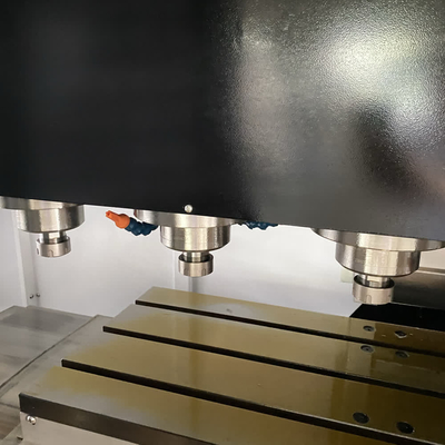 เครื่องแกรฟ์และฟรีลิ่ง CNC ความเร็วสูง สําหรับพื้นผิวของชิ้นส่วนท่อ