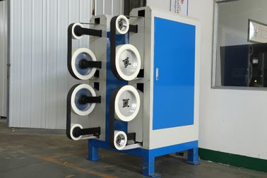 11KW 380v หุ่นยนต์เครื่องขัดพื้นผิวบด / ขอบ Deburring / เชื่อมบด